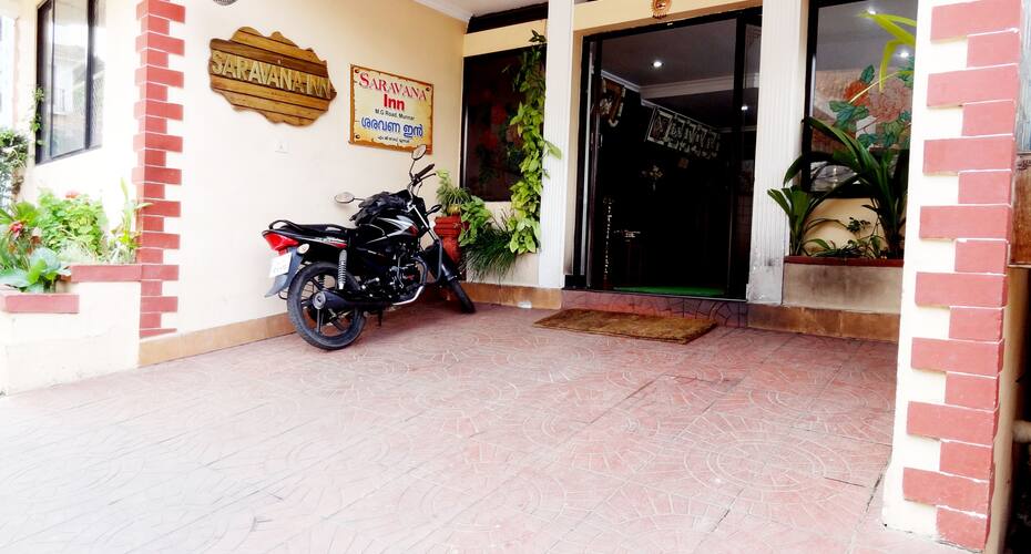 Saravana inn, Munnar 4